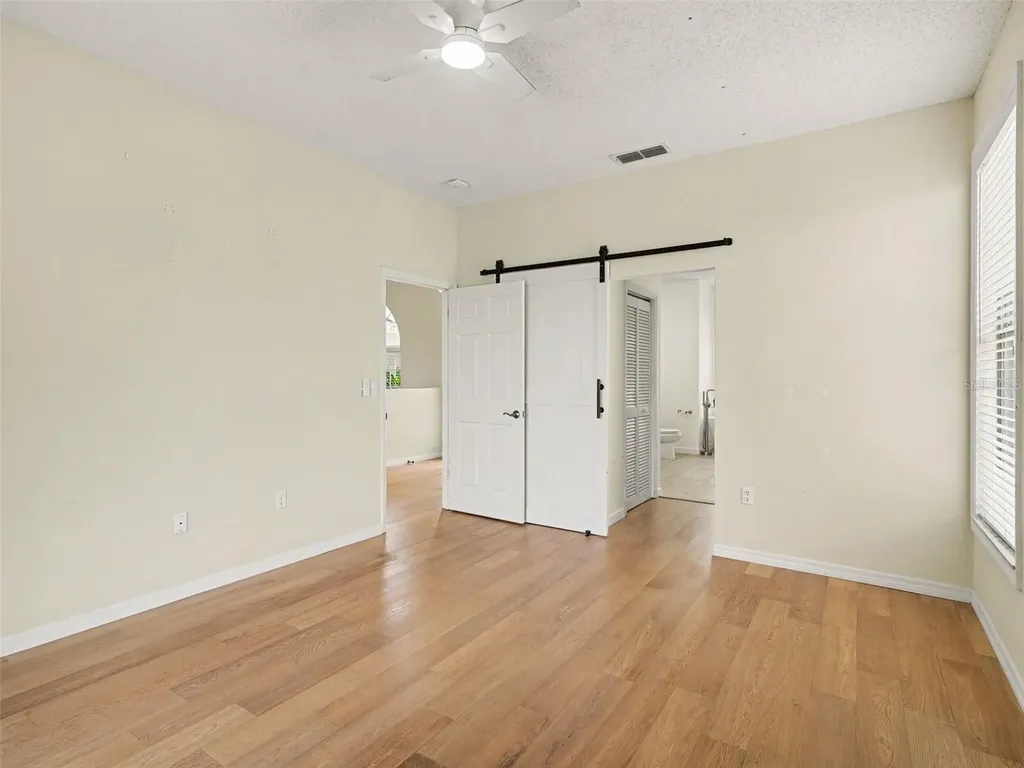 5325 Gardens Drive Sarasota FL 34243