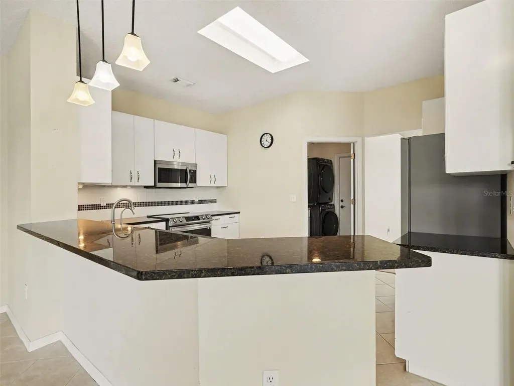 5325 Gardens Drive Sarasota FL 34243