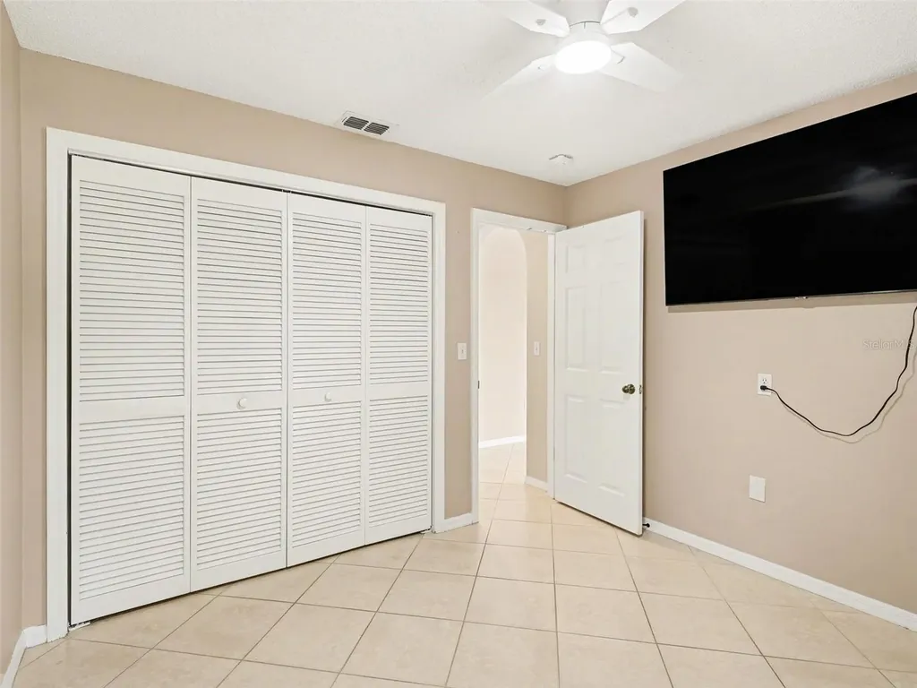 5325 Gardens Drive Sarasota FL 34243
