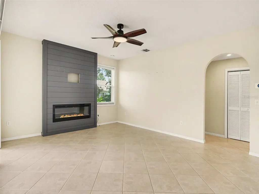 5325 Gardens Drive Sarasota FL 34243