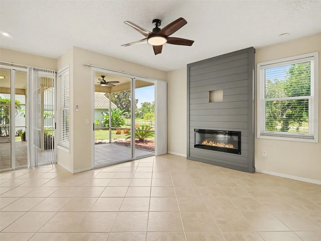 5325 Gardens Drive Sarasota FL 34243