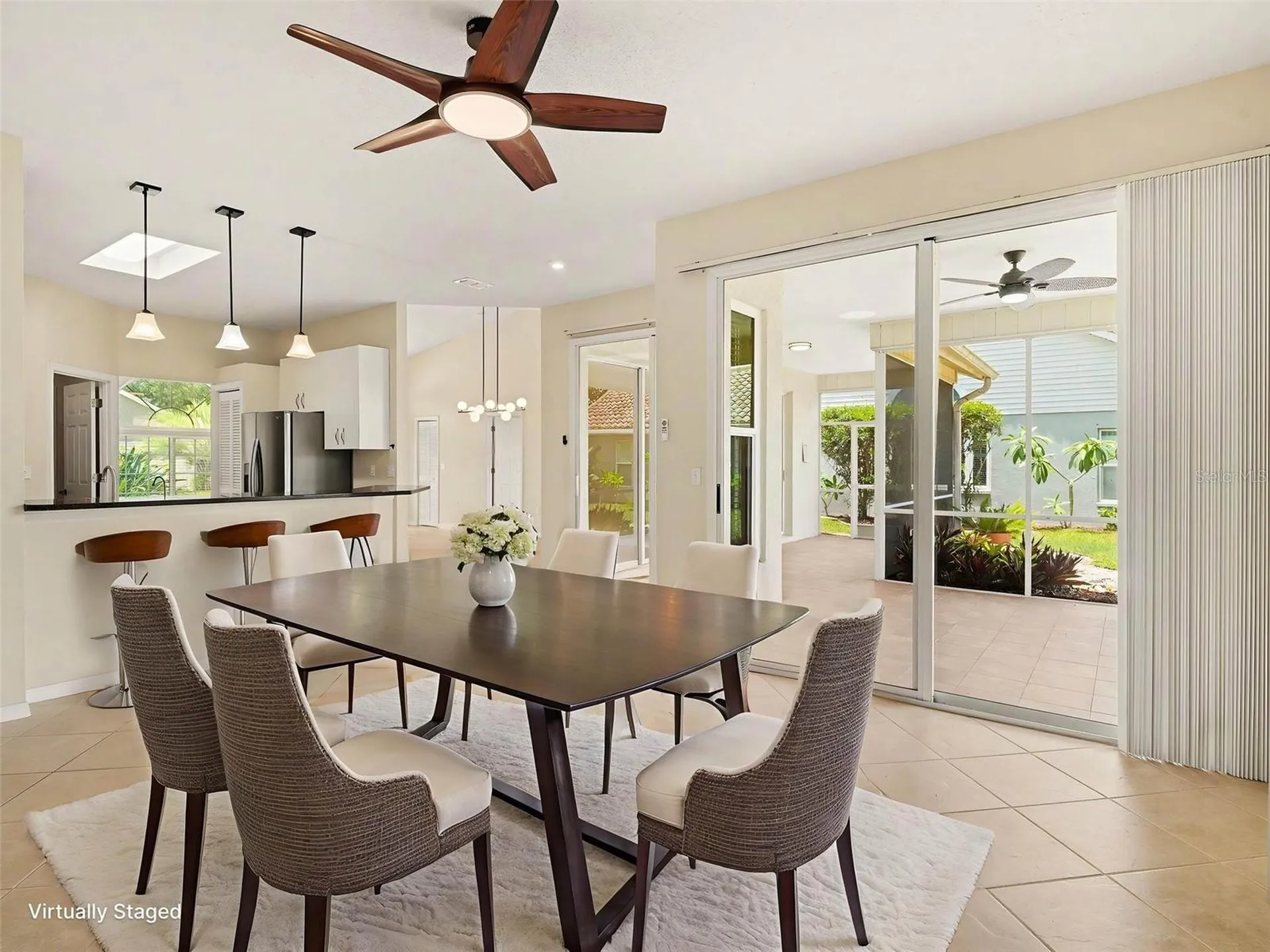 5325 Gardens Drive Sarasota FL 34243