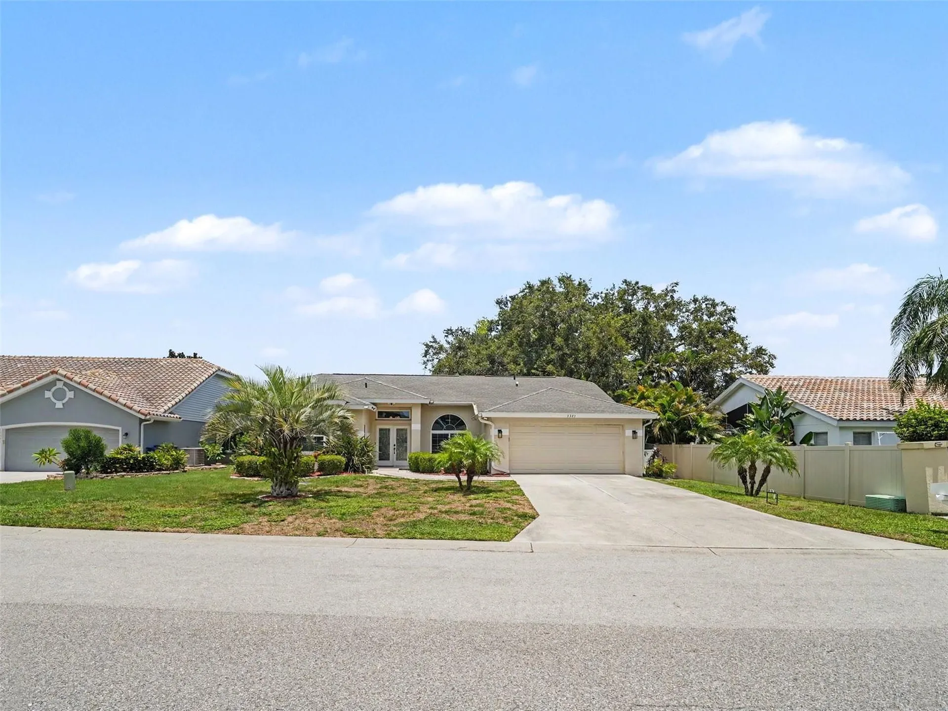 5325 Gardens Drive Sarasota FL 34243