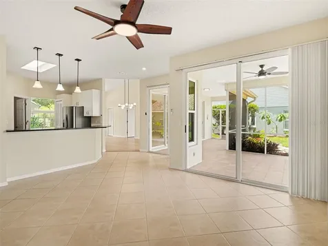 5325 Gardens Drive Sarasota FL 34243