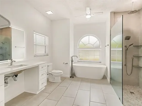 5325 Gardens Drive Sarasota FL 34243