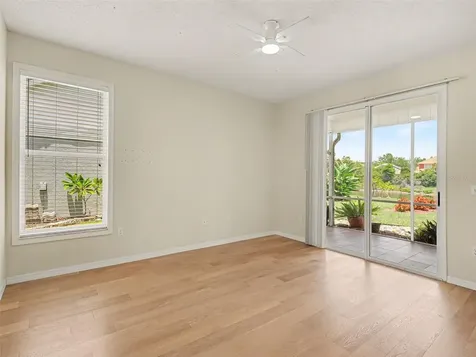 5325 Gardens Drive Sarasota FL 34243
