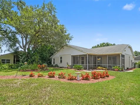 5325 Gardens Drive Sarasota FL 34243
