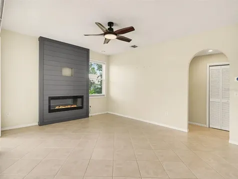 5325 Gardens Drive Sarasota FL 34243
