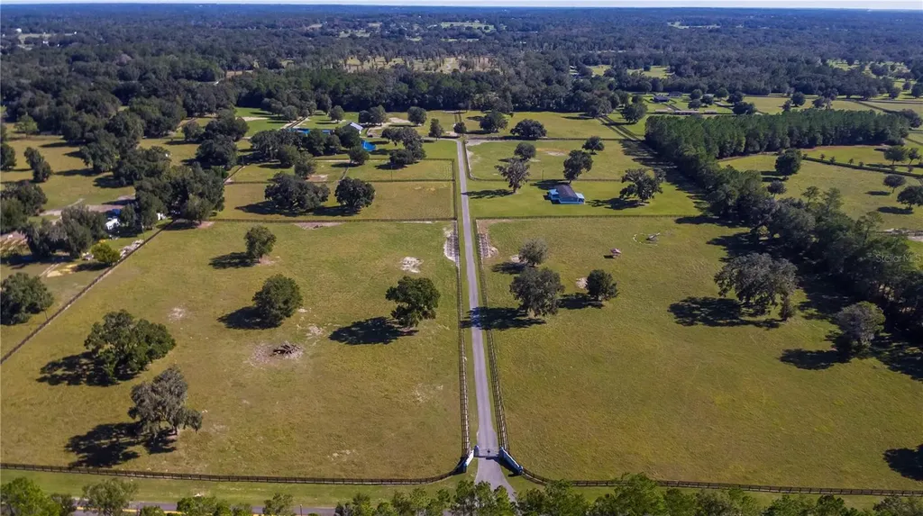 7787 NW 150th Avenue Morriston FL 32668
