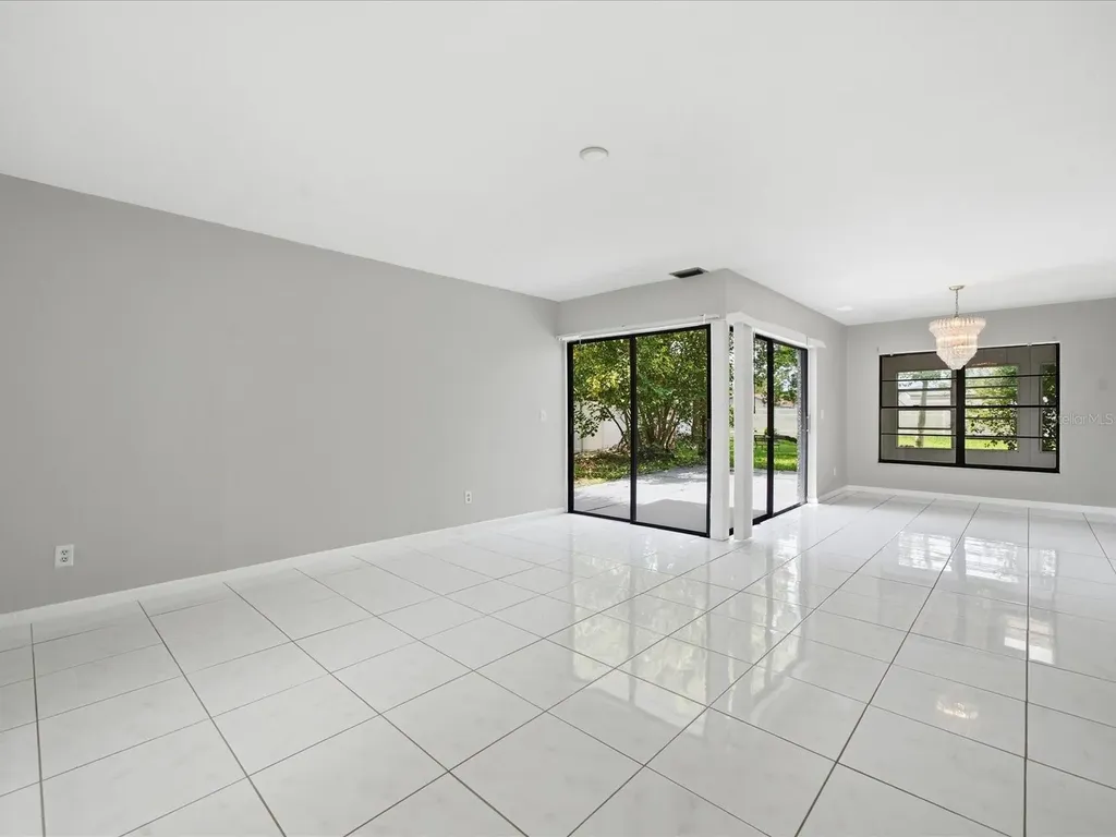 11314 Laurel Crest Lane Tampa FL 33624