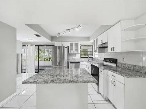 11314 Laurel Crest Lane Tampa FL 33624