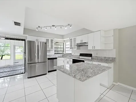 11314 Laurel Crest Lane Tampa FL 33624