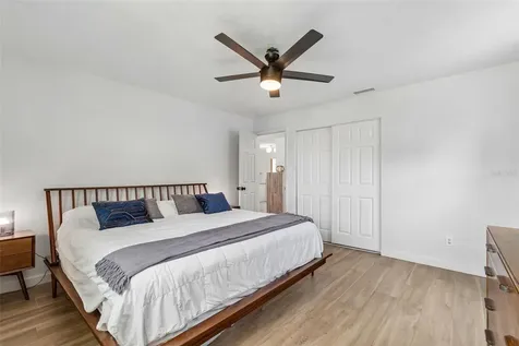 11555 63rd Avenue Seminole FL 33772