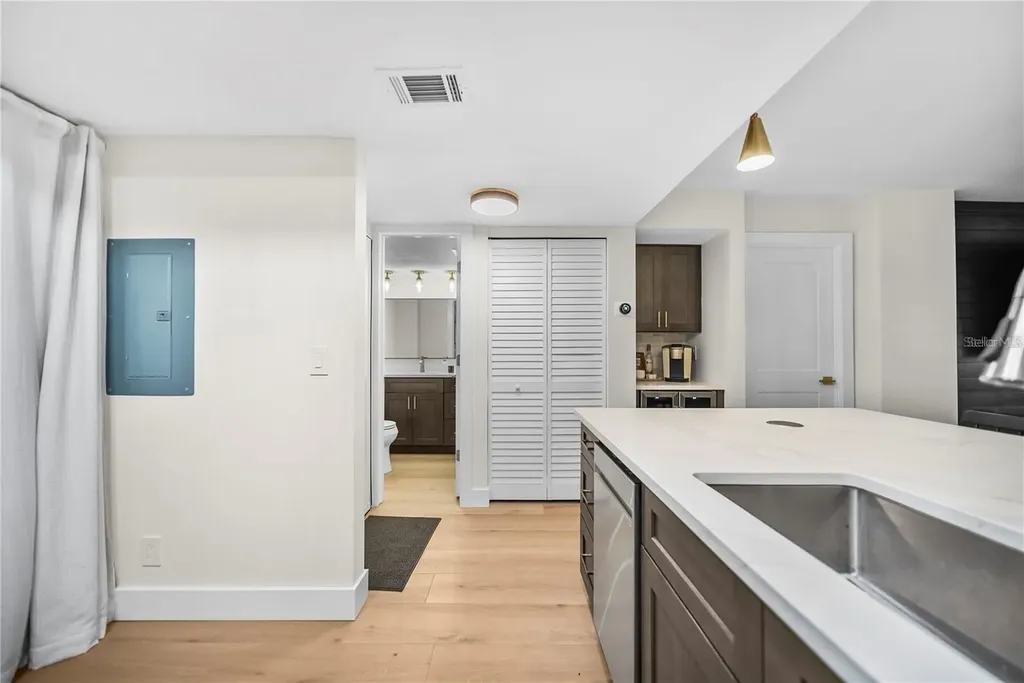 2617 Cove Cay Drive Clearwater FL 33760