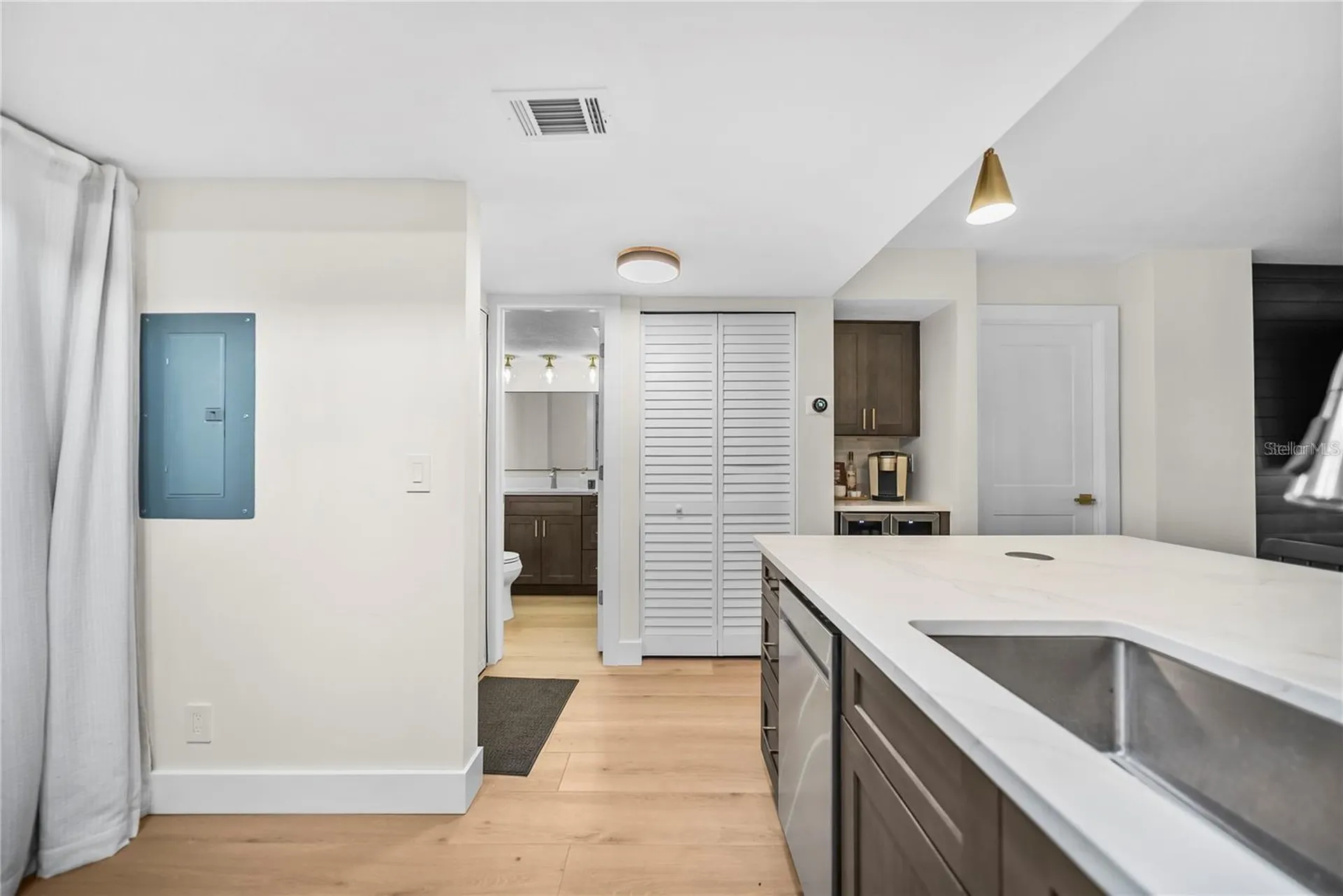2617 Cove Cay Drive Clearwater FL 33760
