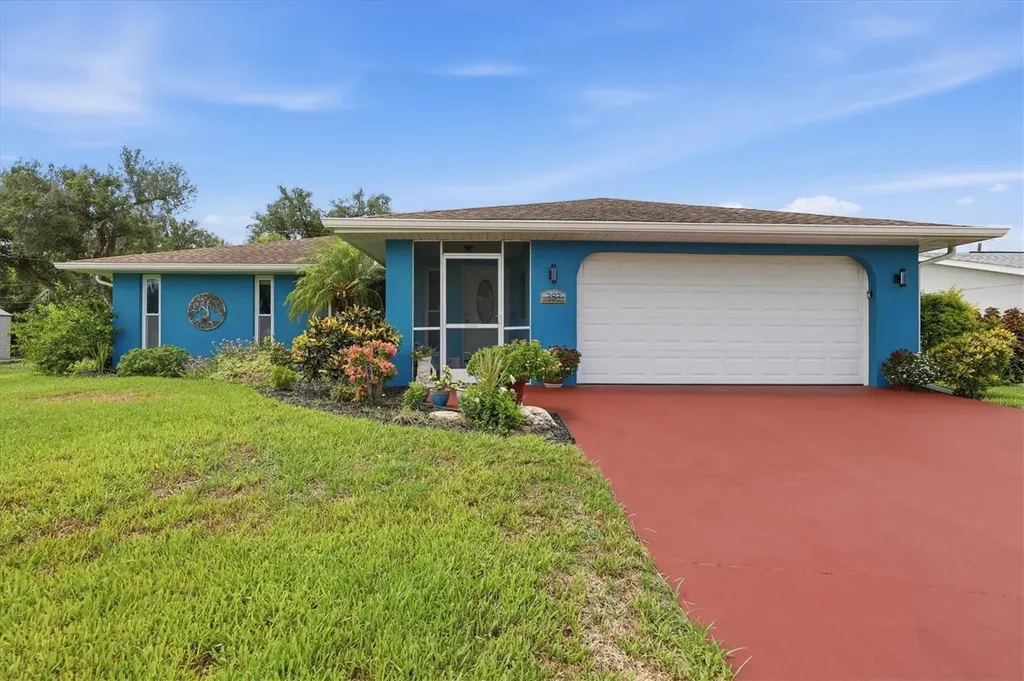 383 E Wentworth Circle Englewood FL 34223