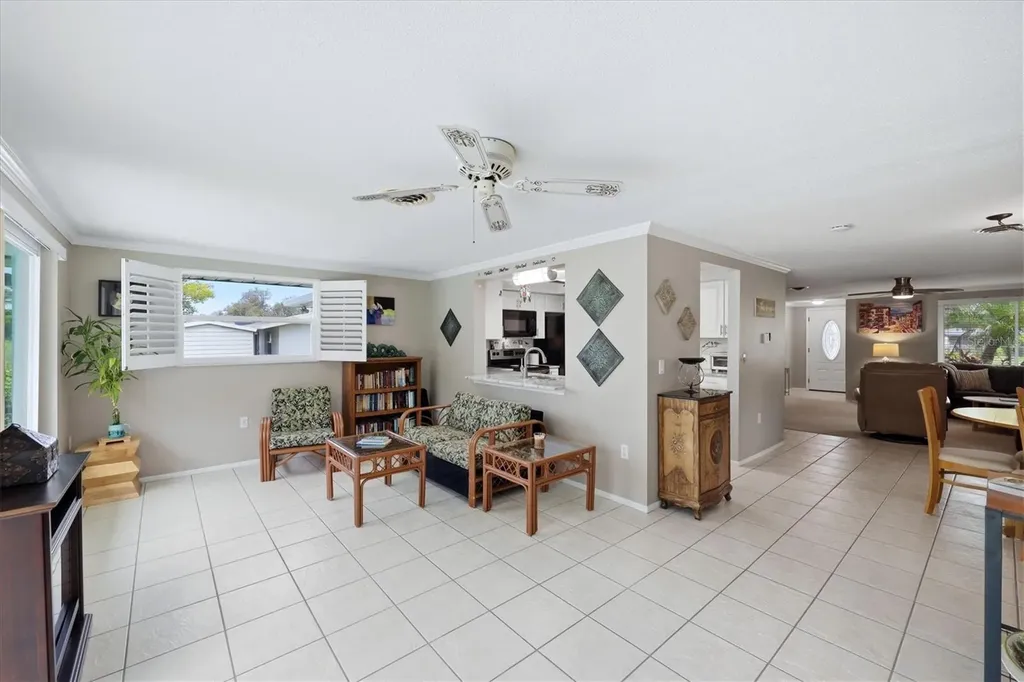 383 E Wentworth Circle Englewood FL 34223
