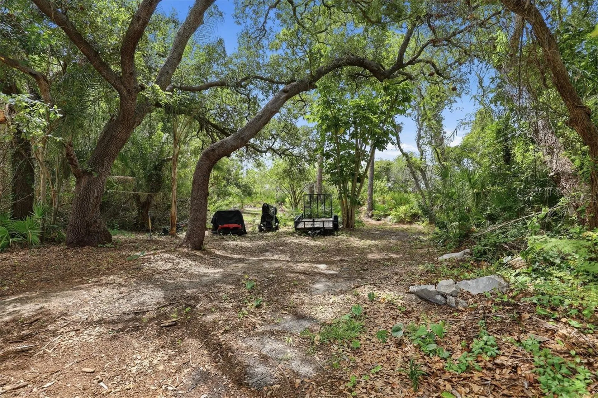 383 E Wentworth Circle Englewood FL 34223