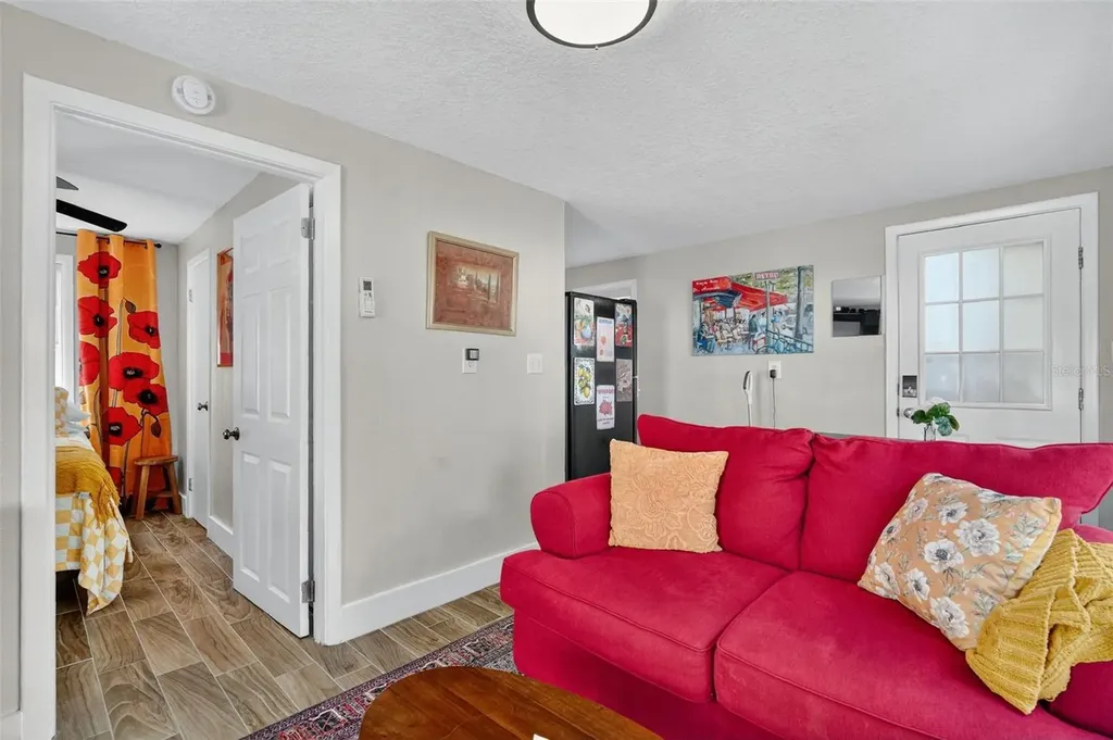 418 E 10th Avenue Mount Dora FL 32757