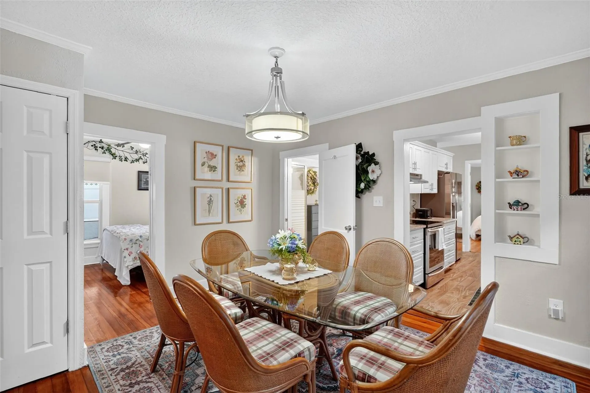 418 E 10th Avenue Mount Dora FL 32757