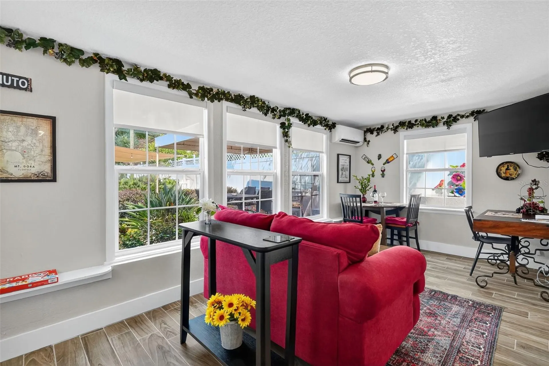 418 E 10th Avenue Mount Dora FL 32757