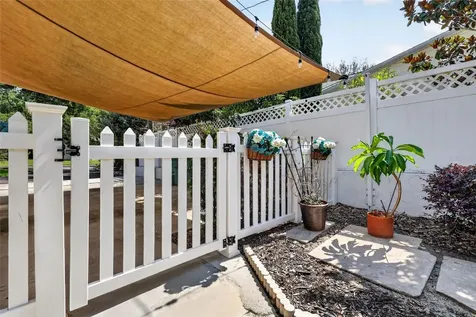 418 E 10th Avenue Mount Dora FL 32757
