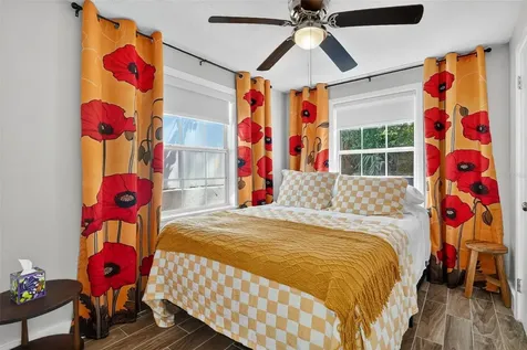 418 E 10th Avenue Mount Dora FL 32757