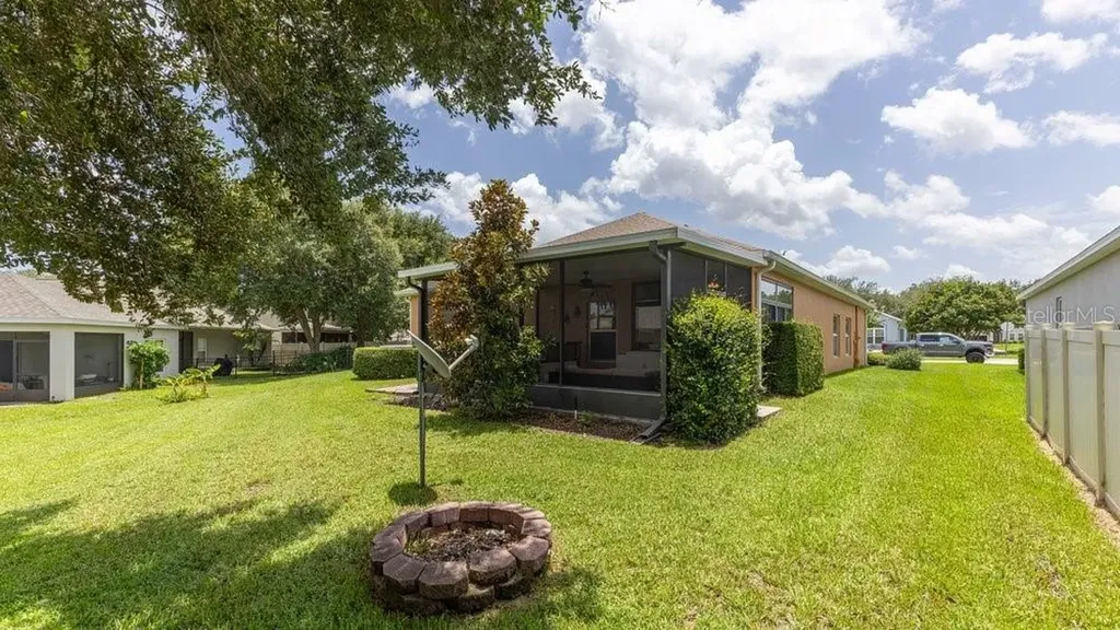 5911 Whisper Pine Drive Leesburg FL 34748