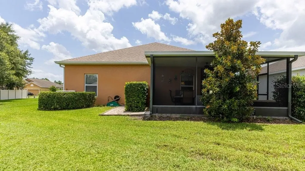 5911 Whisper Pine Drive Leesburg FL 34748