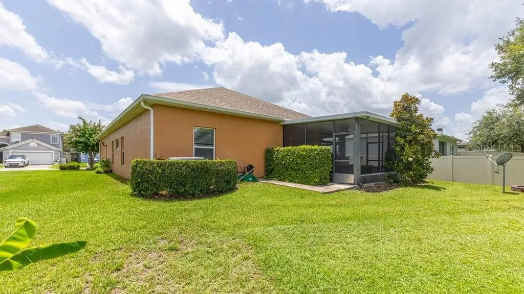 5911 Whisper Pine Drive Leesburg FL 34748