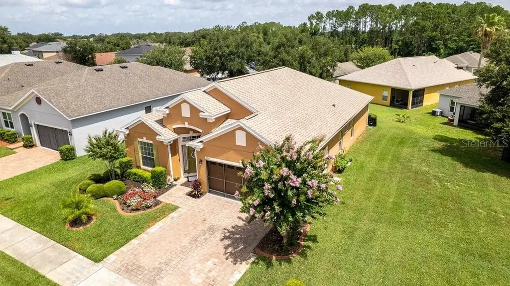 5911 Whisper Pine Drive Leesburg FL 34748