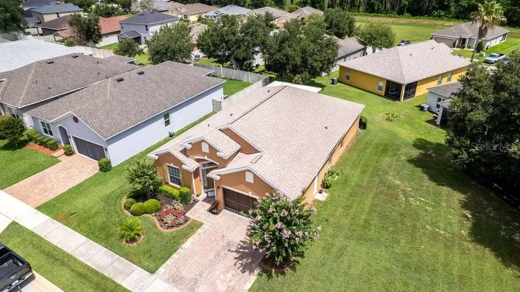 5911 Whisper Pine Drive Leesburg FL 34748