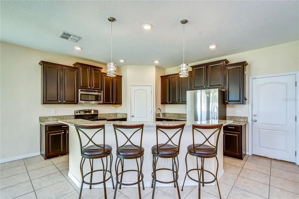 2451 Dakota Rock Drive Ruskin FL 33570