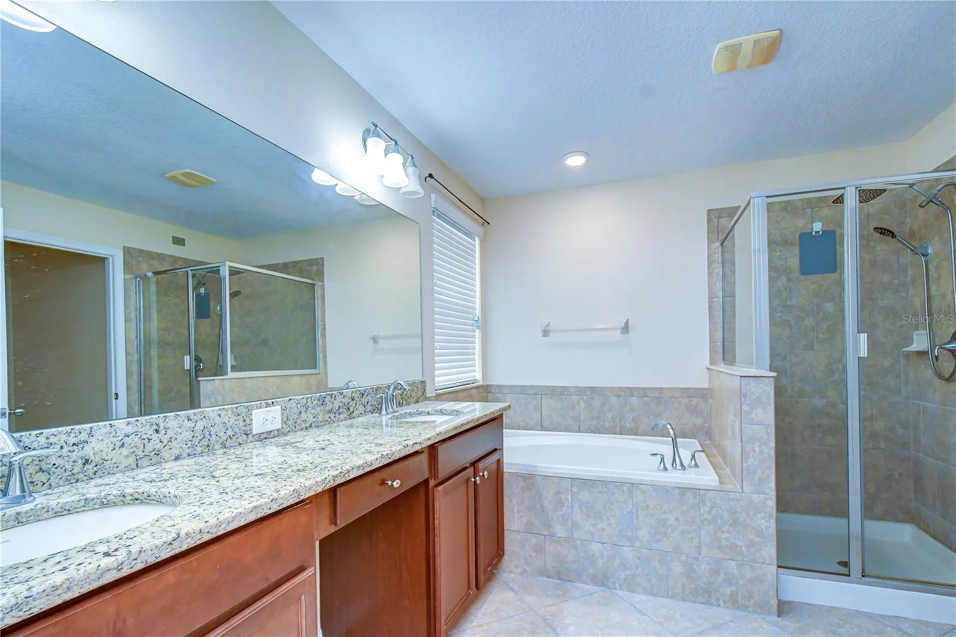 2451 Dakota Rock Drive Ruskin FL 33570