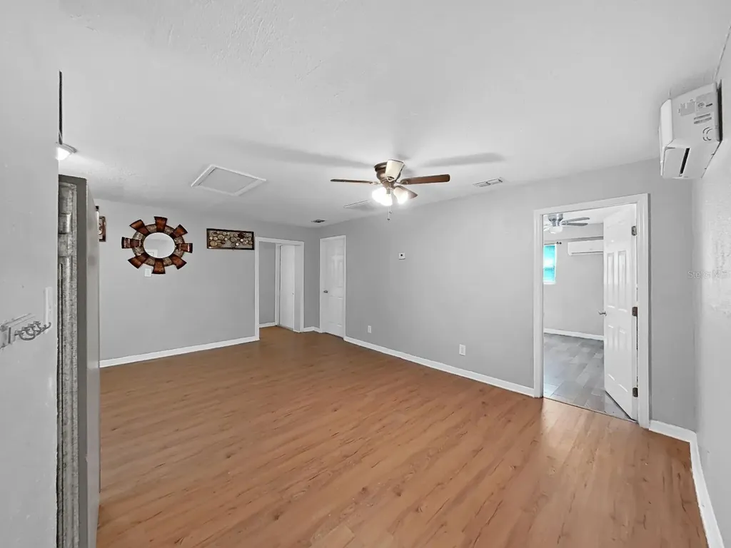 1514 E North Bay Street Tampa FL 33610