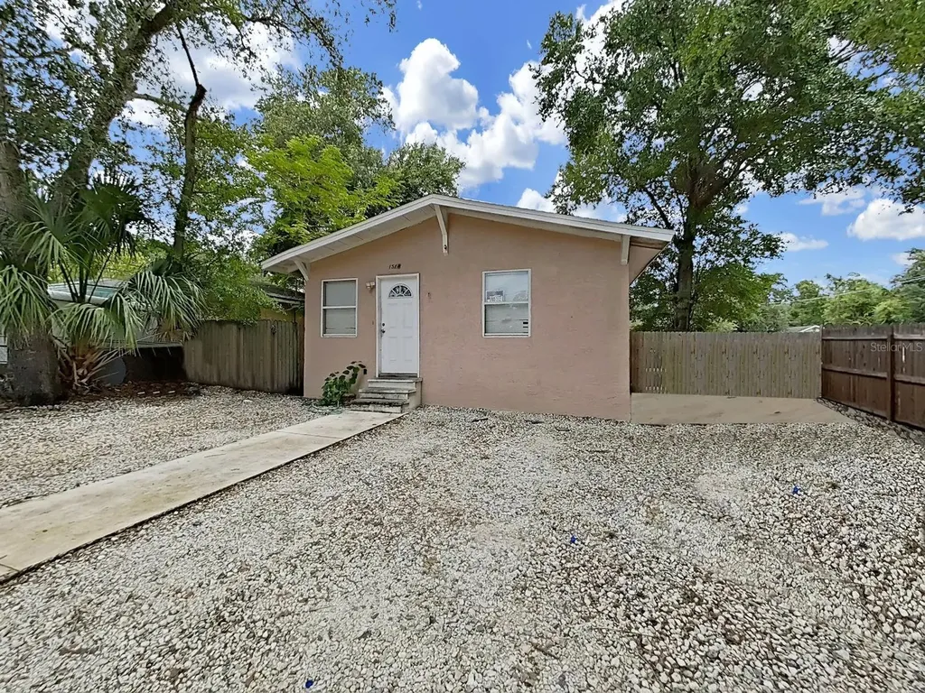1514 E North Bay Street Tampa FL 33610