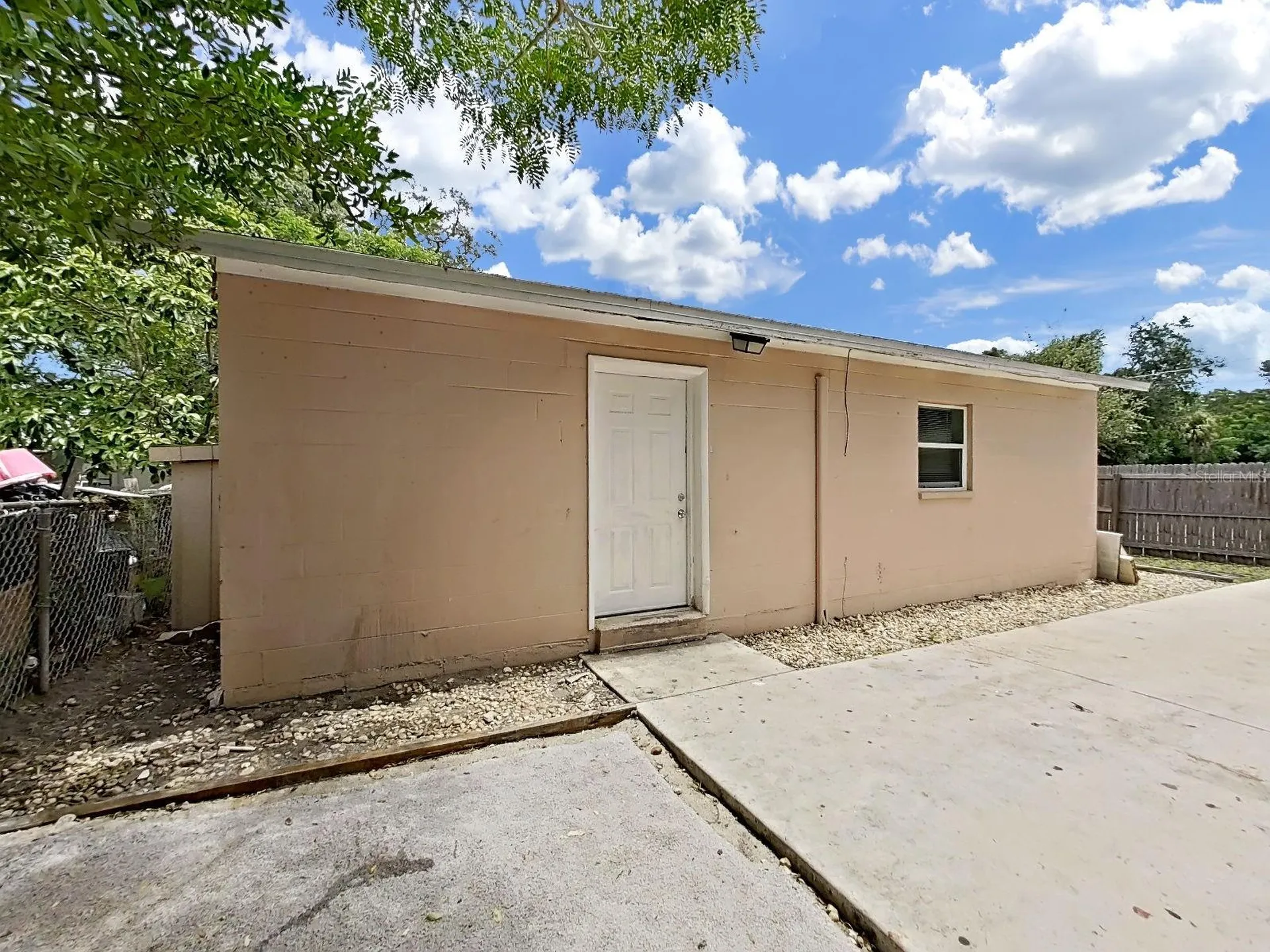 1514 E North Bay Street Tampa FL 33610