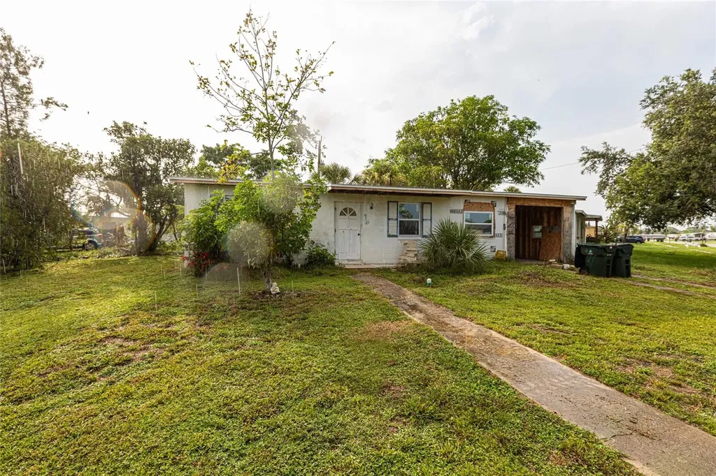 4867 Los Rios Street North Port FL 34287