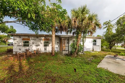 4867 Los Rios Street North Port FL 34287