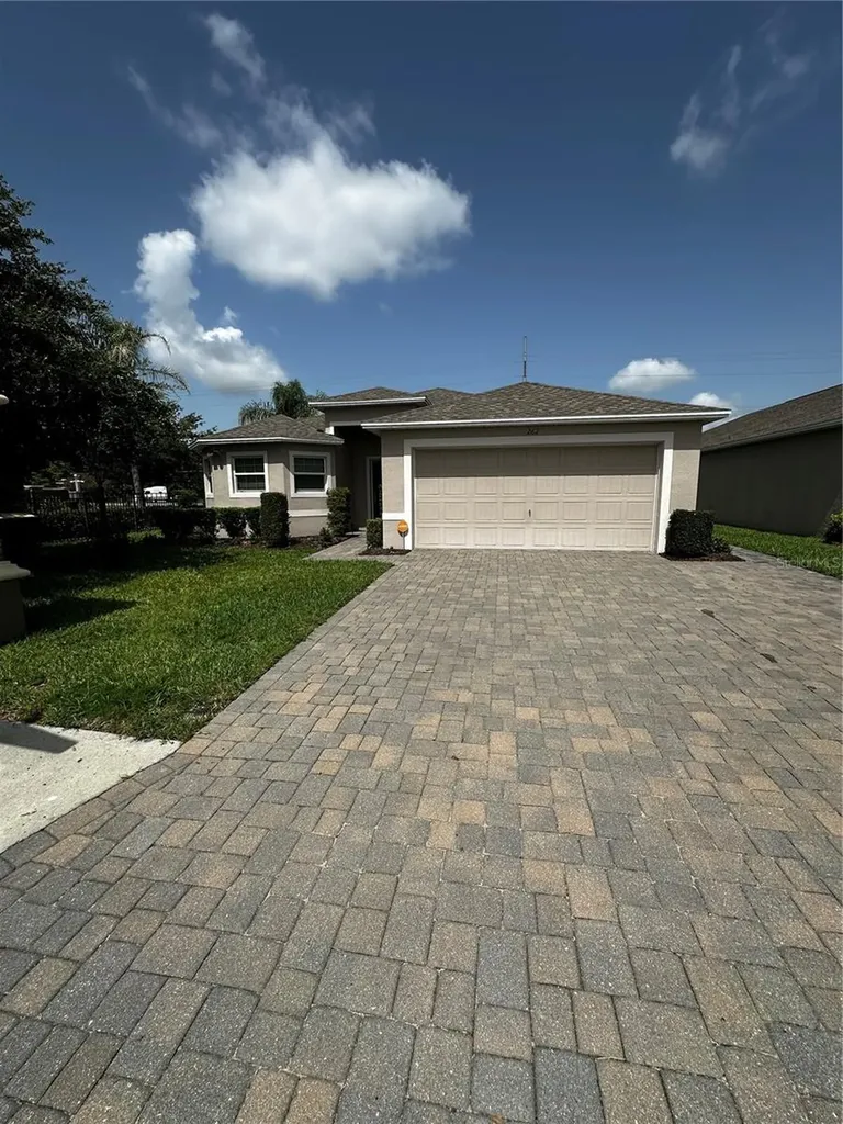 262 Lake Mariana Place Auburndale FL 33823