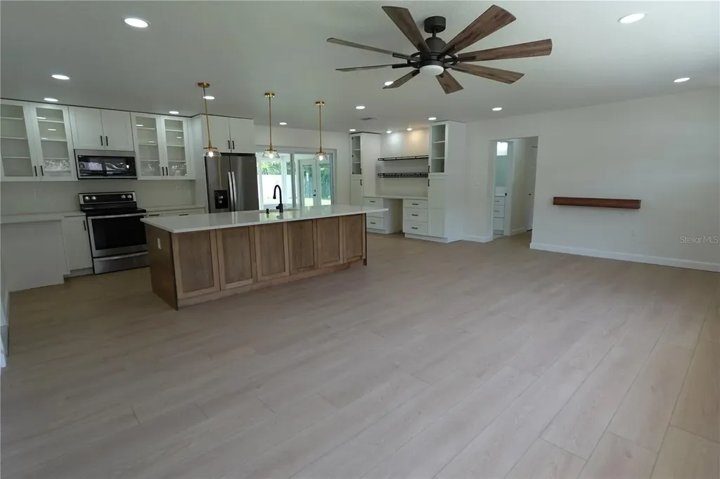 5 S Hercules Avenue Clearwater FL 33765
