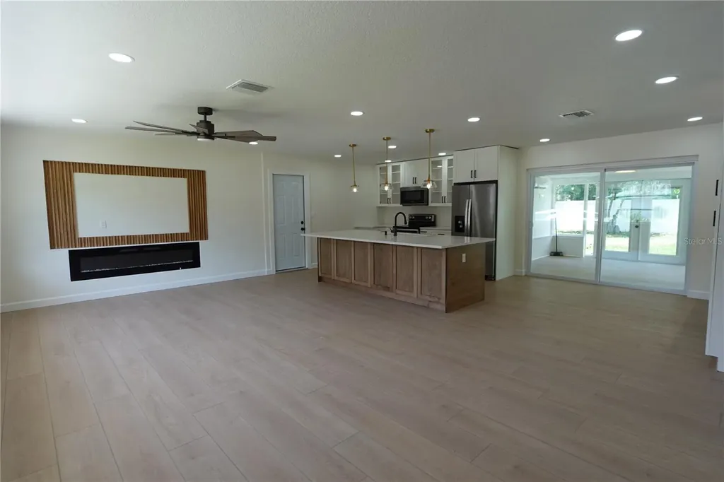 5 S Hercules Avenue Clearwater FL 33765