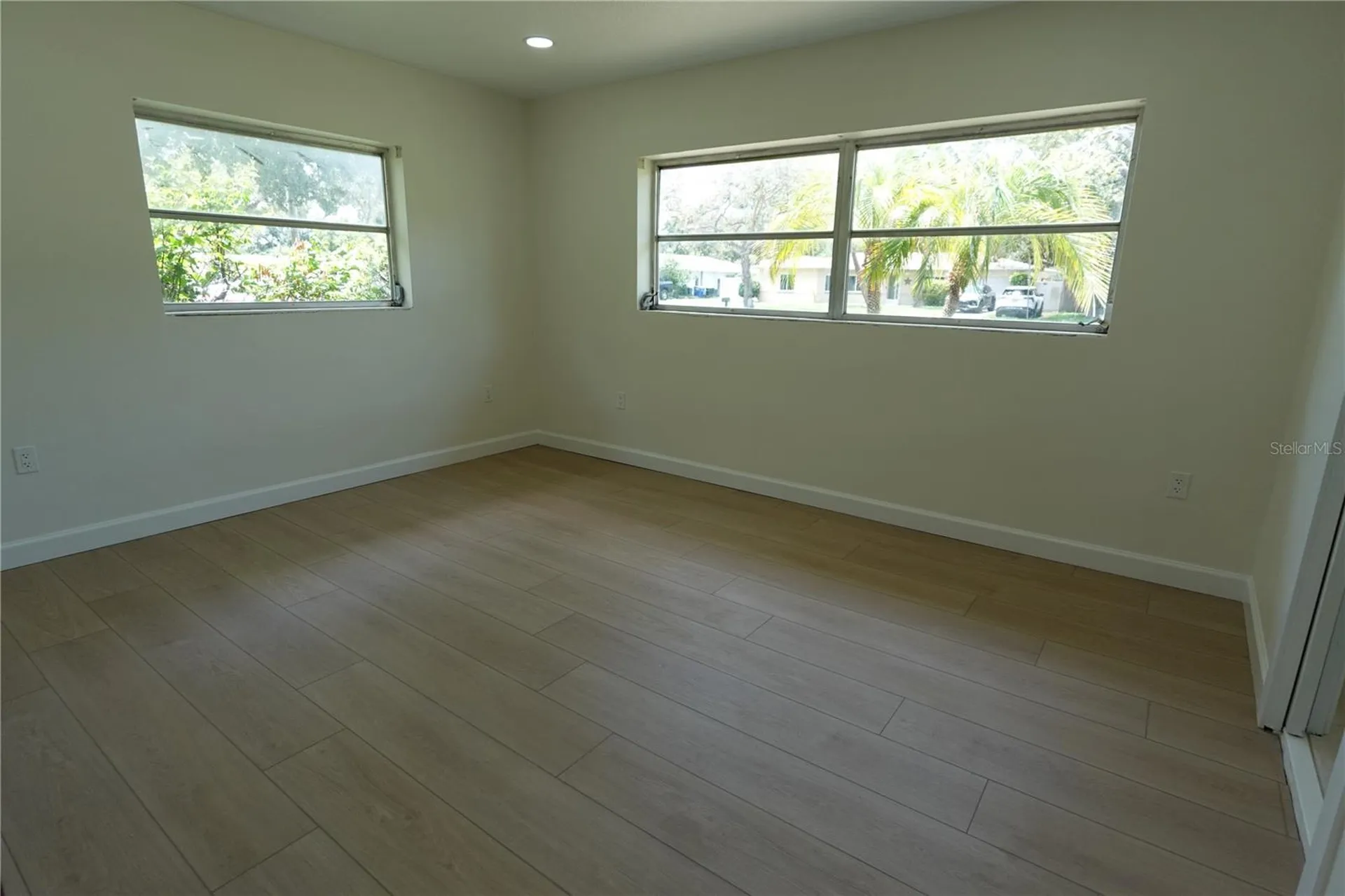5 S Hercules Avenue Clearwater FL 33765