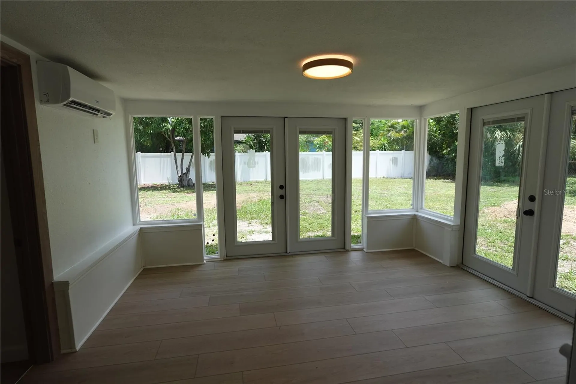5 S Hercules Avenue Clearwater FL 33765