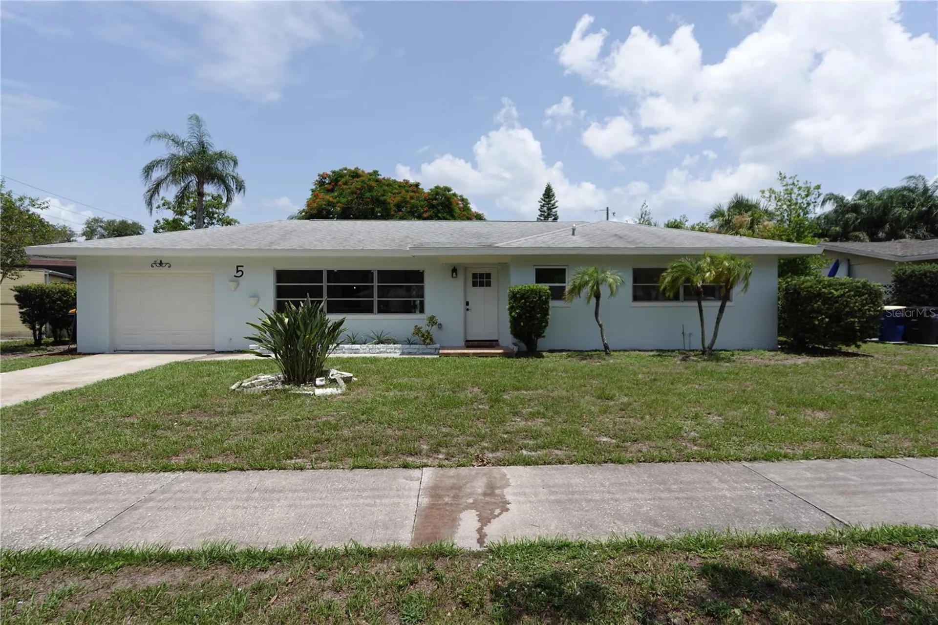 5 S Hercules Avenue Clearwater FL 33765