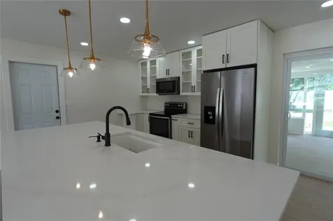 5 S Hercules Avenue Clearwater FL 33765