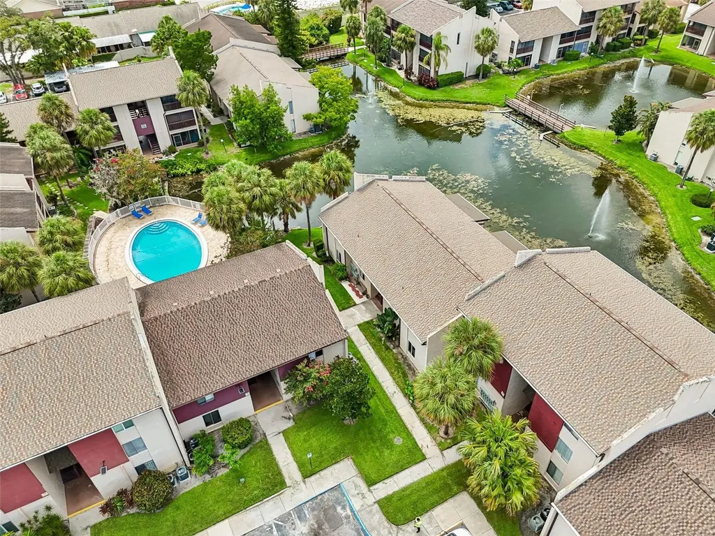 3841 S Lake Drive Tampa FL 33614