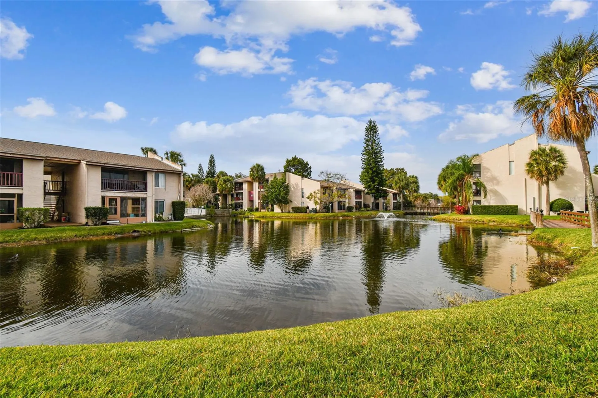 3841 S Lake Drive Tampa FL 33614