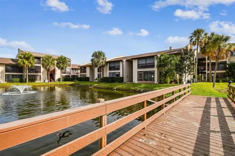 3841 S Lake Drive Tampa FL 33614