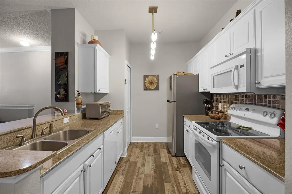 430 Southern Pecan Circle Winter Garden FL 34787